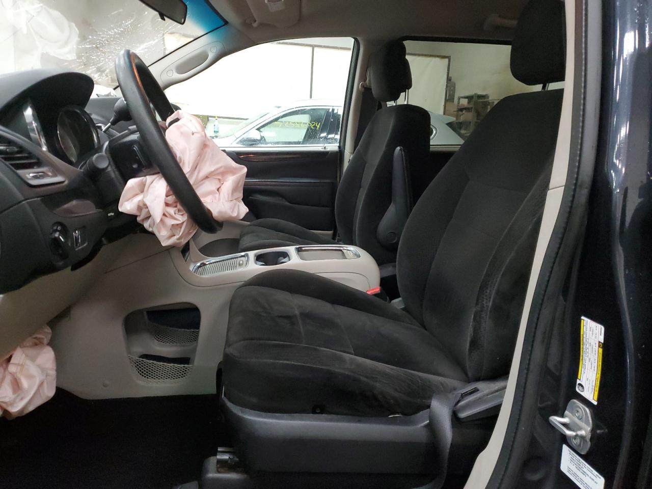 2013 Dodge Caravan - Image 7