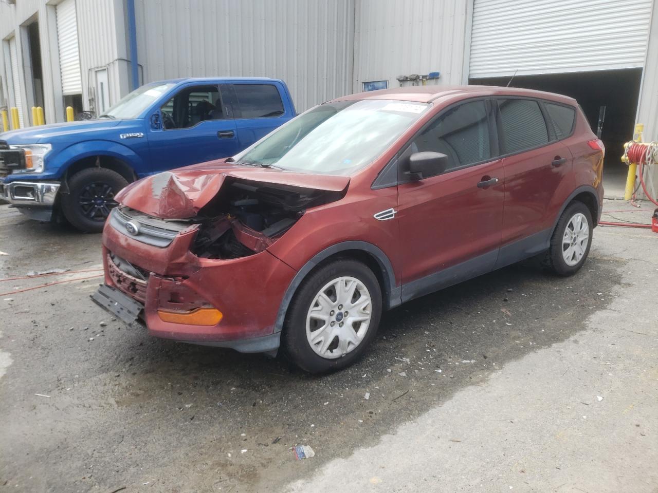 VIN 1FMCU0F70EUB55892 2014 FORD ESCAPE no.1