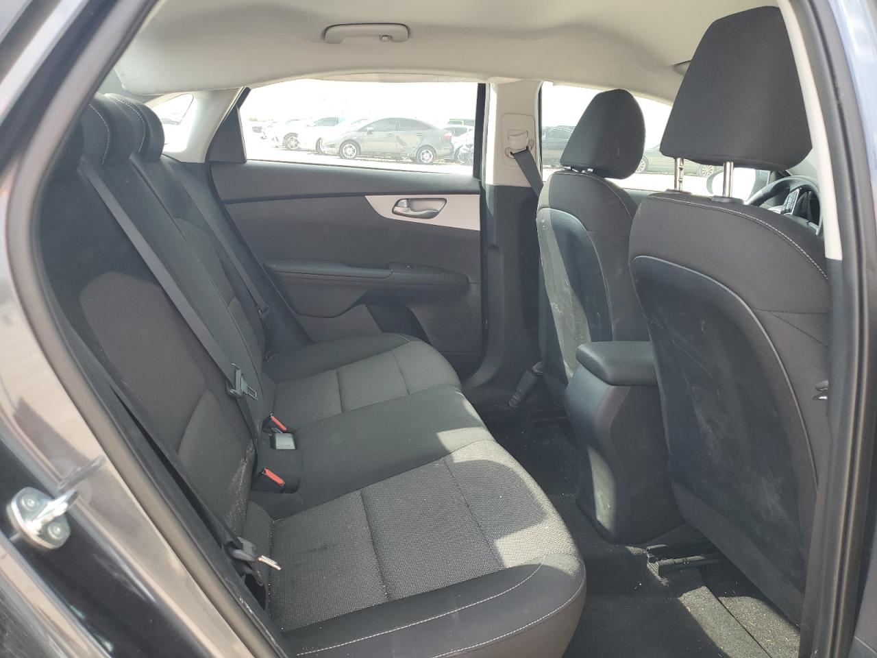 2023 Kia Forte - Image 10