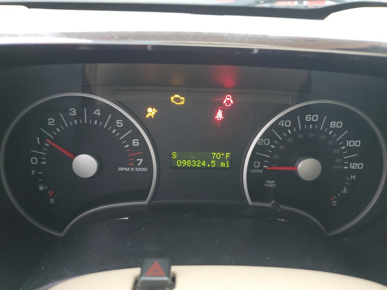 1FMEU73E26UB29820 2006 Ford Explorer Xlt
