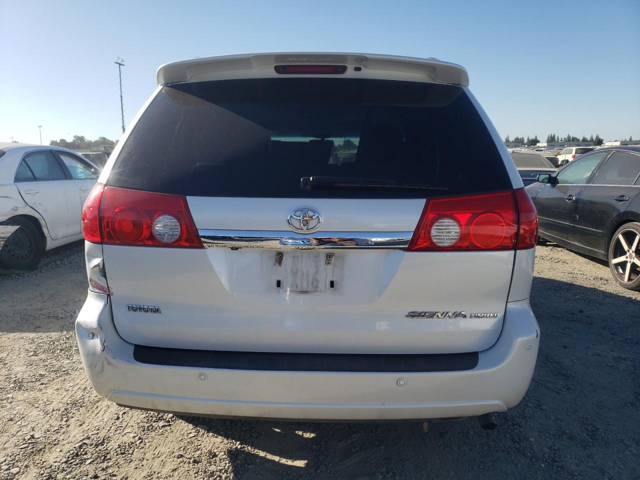 5TDZK22C48S123765 2008 Toyota Sienna Xle