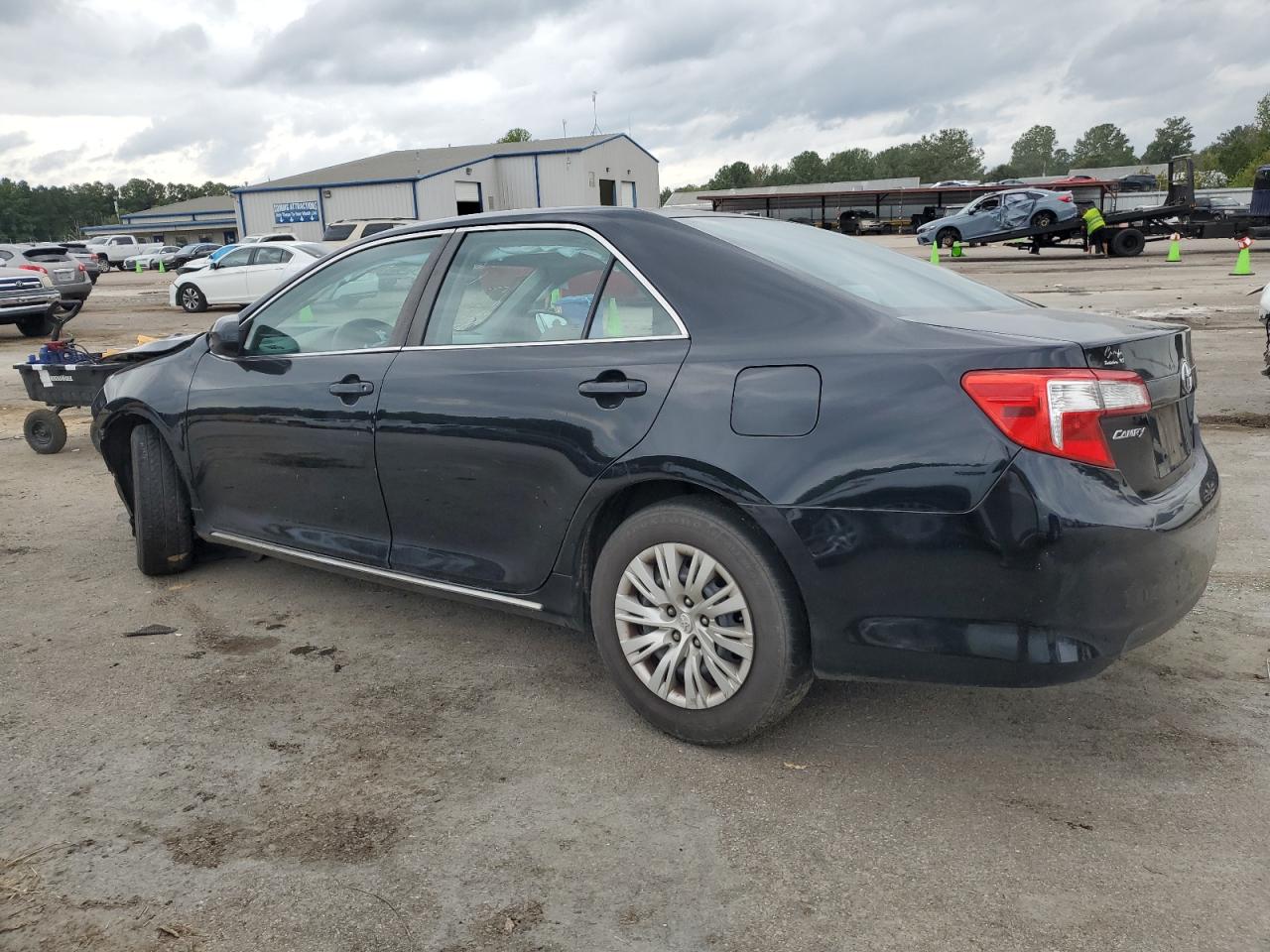 VIN 4T4BF1FK3DR284195 2013 TOYOTA CAMRY no.2