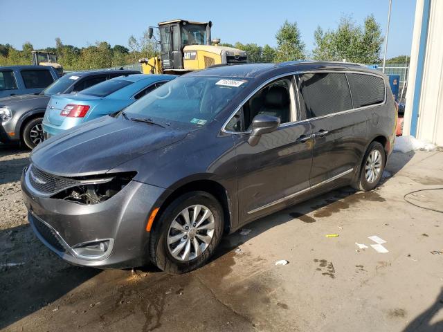 2018 Chrysler Pacifica Touring L იყიდება Duryea-ში, PA - Front End