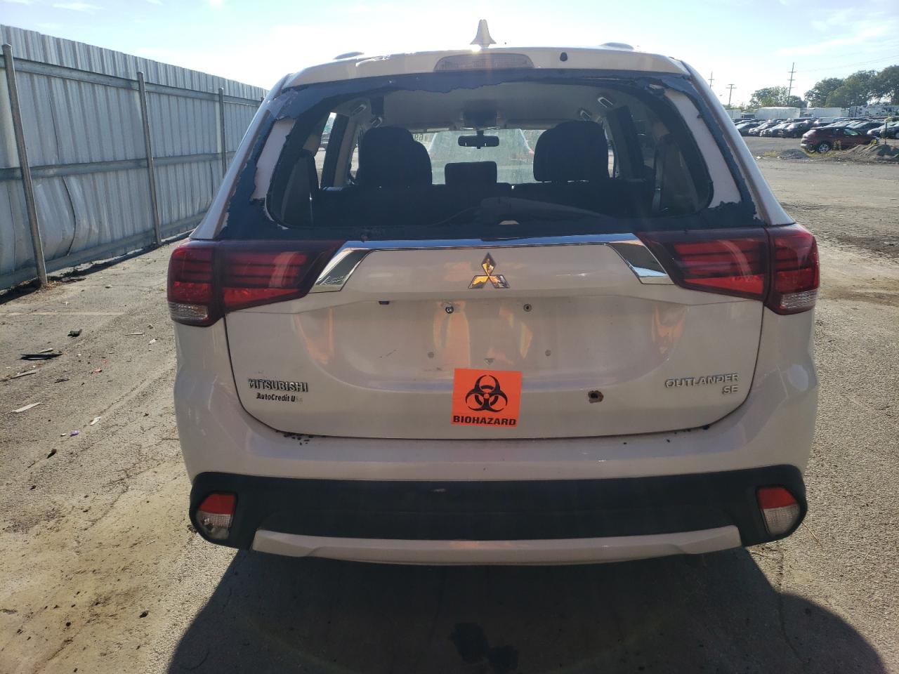 JA4AD3A30HZ020303 2017 Mitsubishi Outlander Se