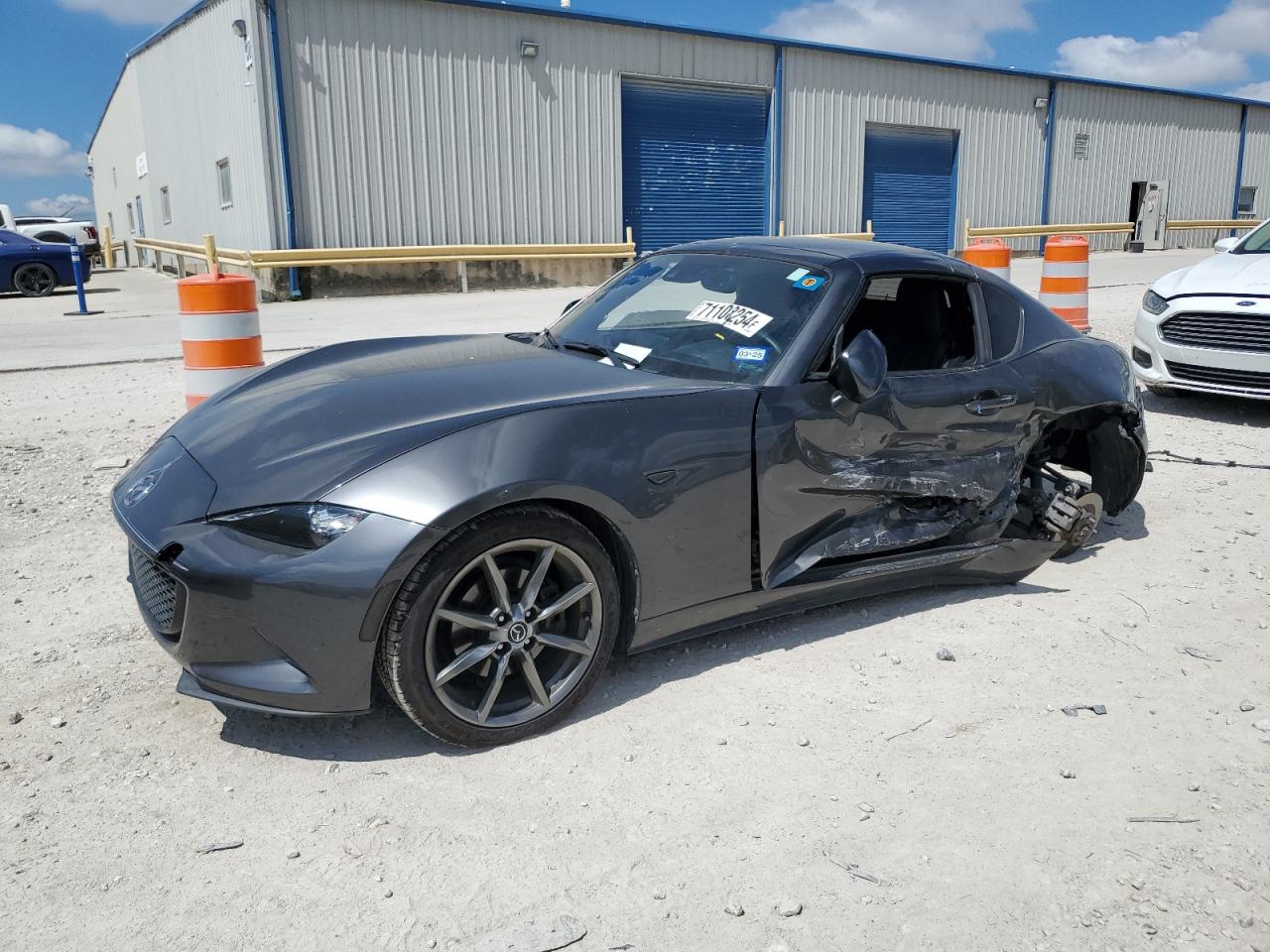 JM1NDAM76H0109548 2017 MAZDA MX-5 - Image 1