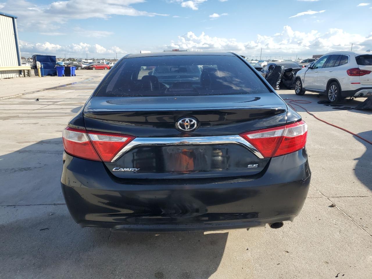 4T1BF1FK2HU416024 2017 Toyota Camry Le