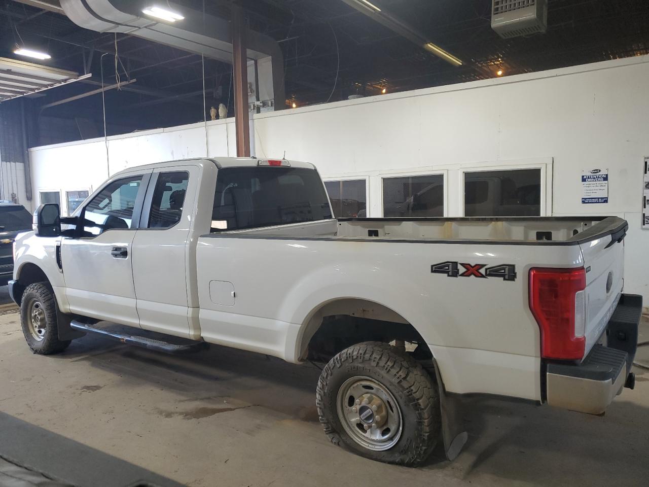 1FT7X2B60HED17556 2017 FORD F250 - Image 2