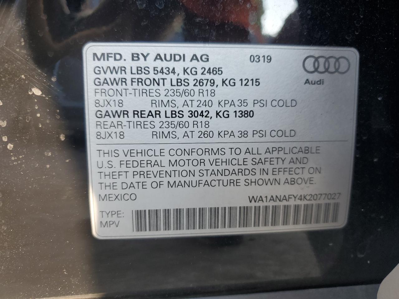 WA1ANAFY4K2077027 2019 Audi Q5 Premium