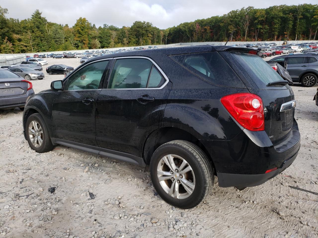 2015 Chevrolet Equinox - Image 2