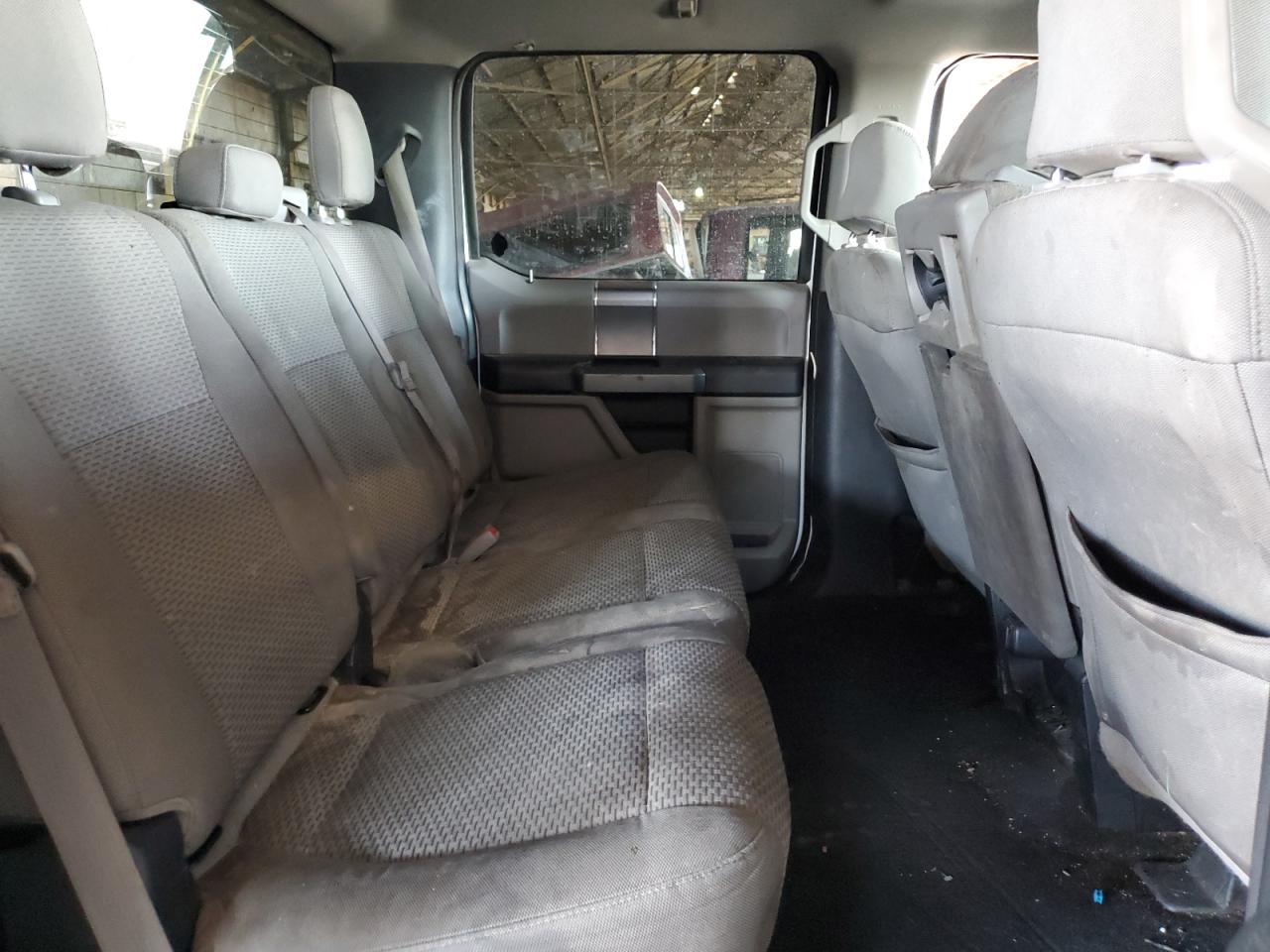 2015 Ford F-150 - Image 10