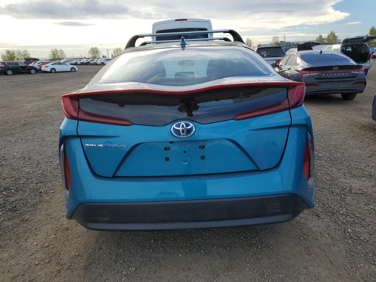 2022 Toyota Prius - Image 6