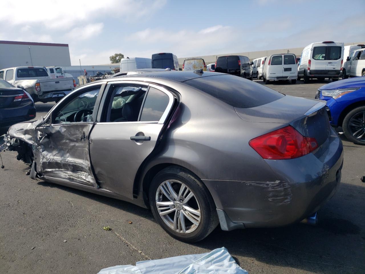 2007 Infiniti G - Image 2