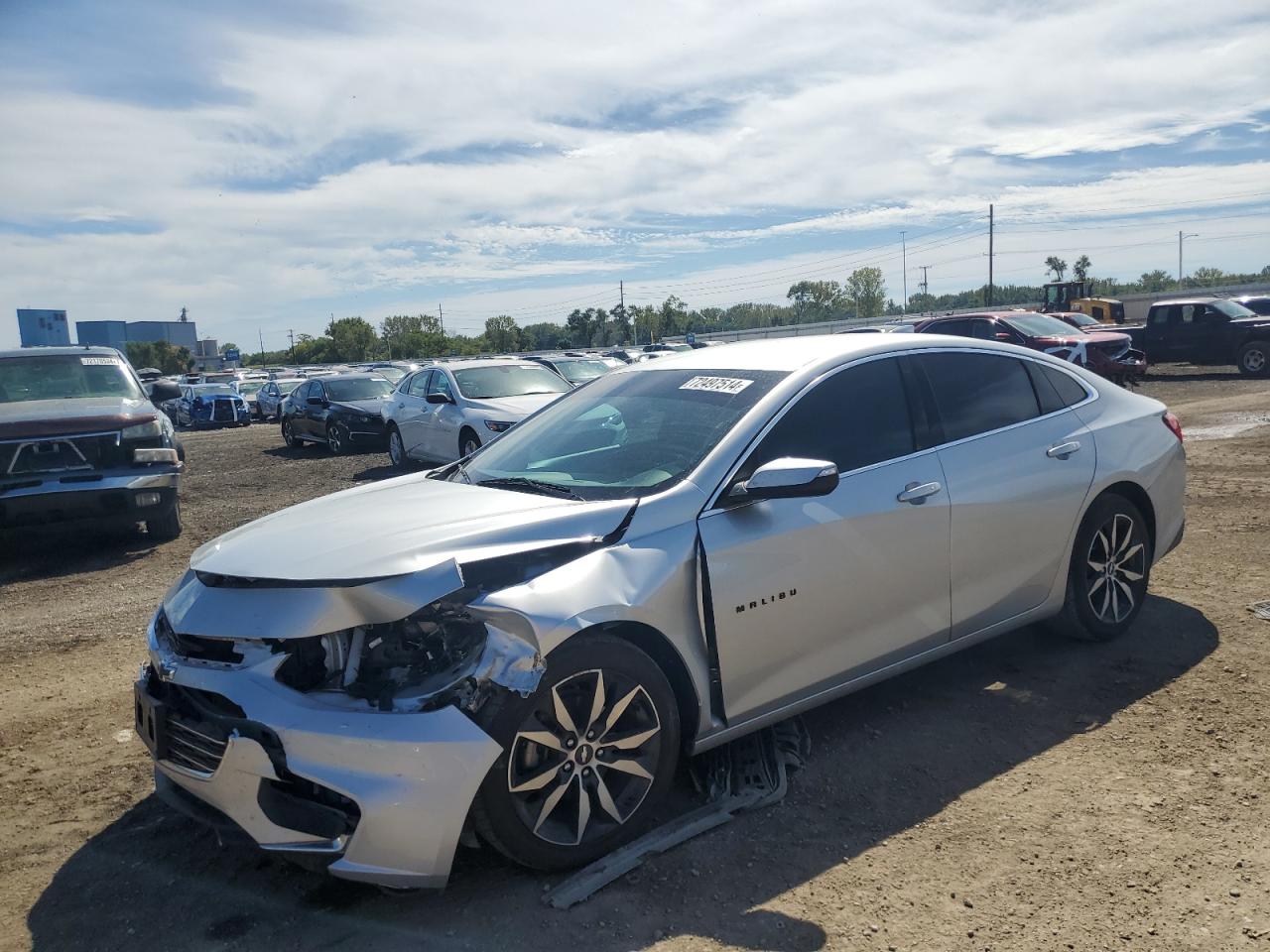 1G1ZD5ST2JF261766 2018 Chevrolet Malibu Lt