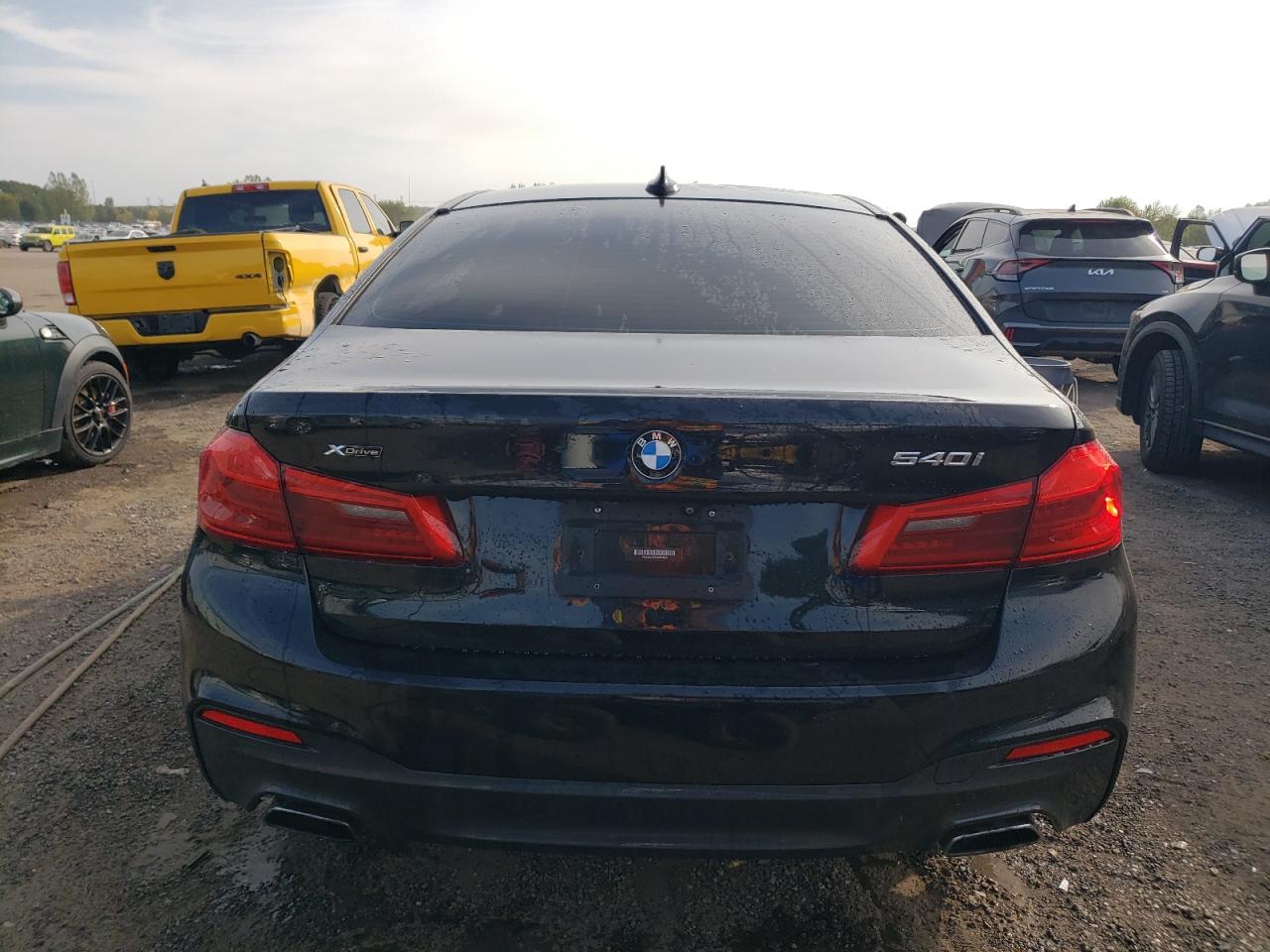 WBAJE7C54KWW14049 2019 BMW 540 Xi