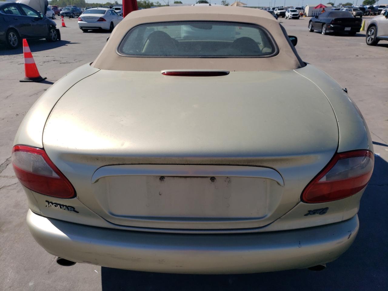 1997 Jaguar Xk8 VIN: SAJGX2741VC005777 Lot: 70674554