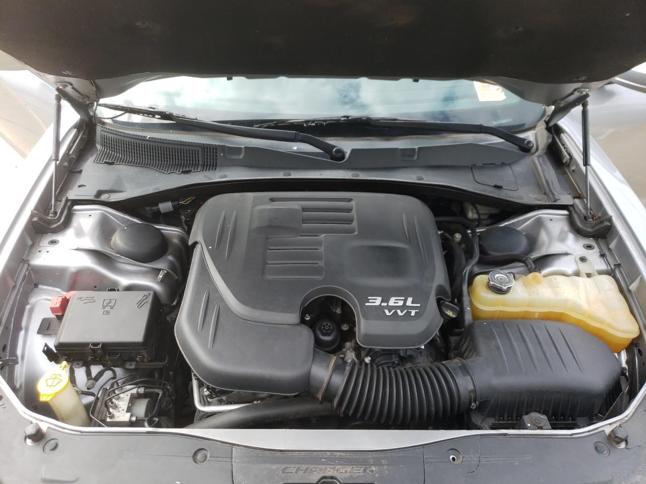 2015 Dodge Charger - Image 11