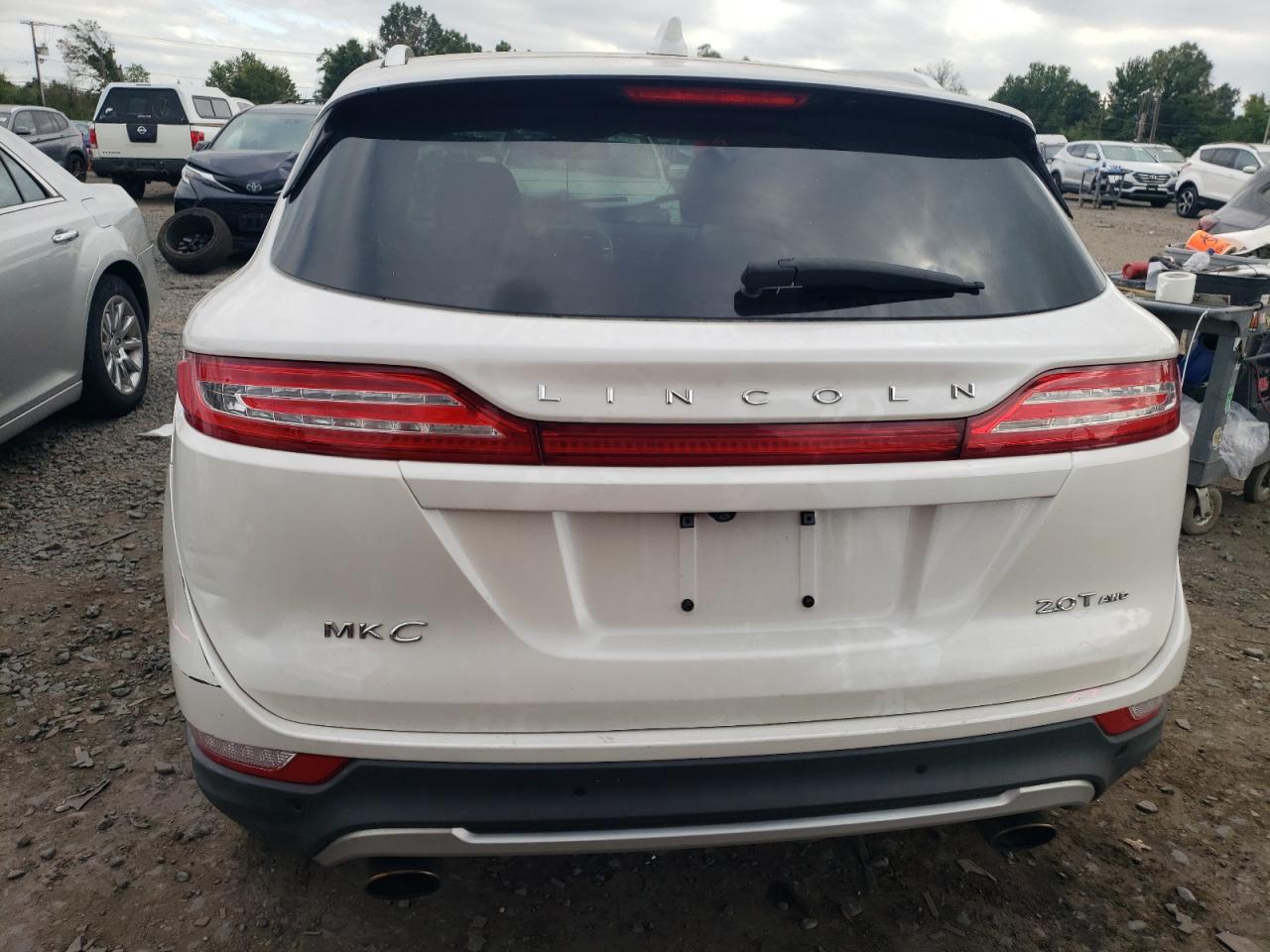 2017 Lincoln Mkc Select VIN: 5LMCJ2D95HUL13850 Lot: 70293974