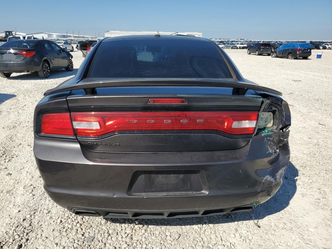 2C3CDXHG4EH364179 2014 Dodge Charger Sxt