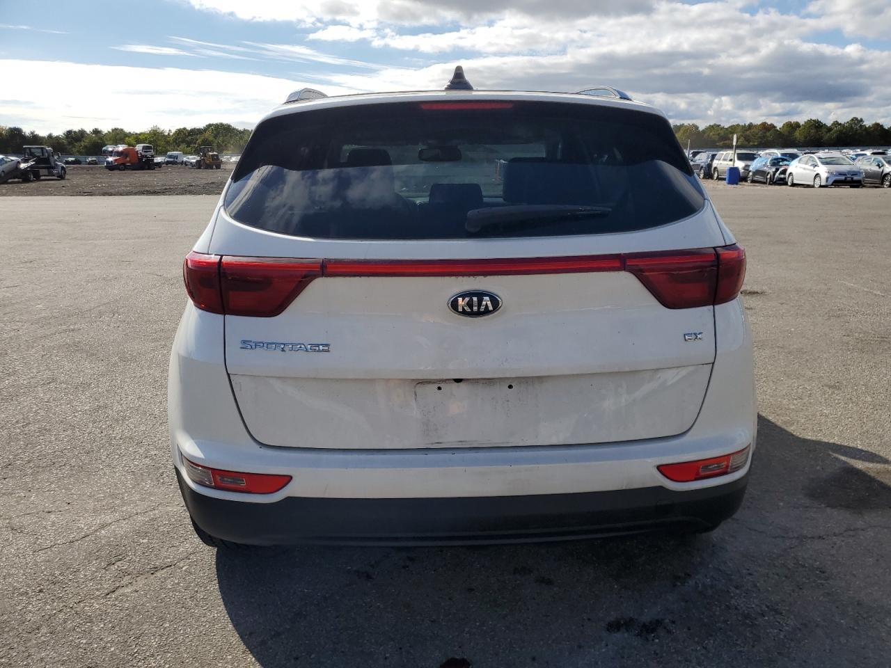 2019 Kia Sportage Ex VIN: KNDPNCACXK7588946 Lot: 72380884