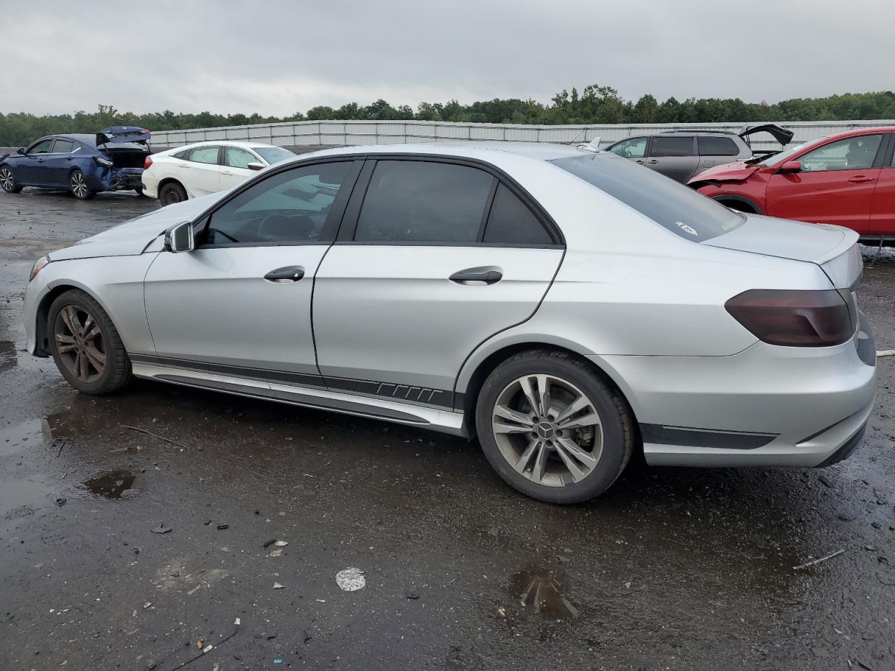 WDDHF8JB6GB255790 2016 MERCEDES-BENZ E CLASS - Image 2