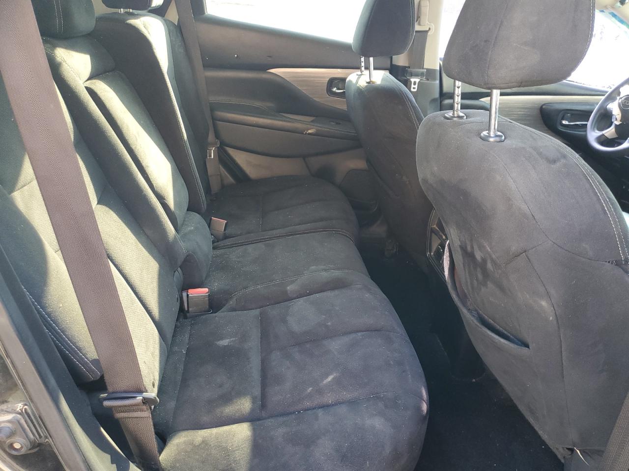 2018 Nissan Murano - Image 11