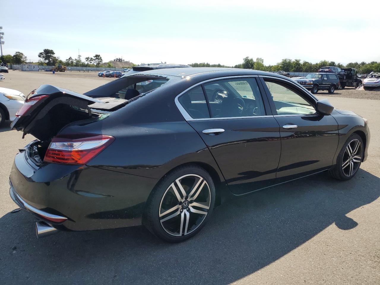 2017 Honda Accord Lx VIN: 1HGCR2F39HA181929 Lot: 70308504