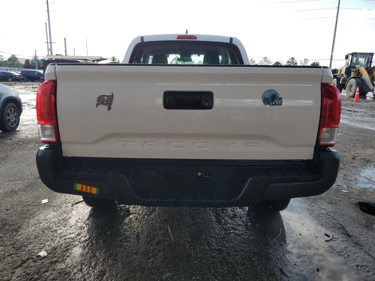 5TFRX5GNXHX098782 2017 Toyota Tacoma Access Cab