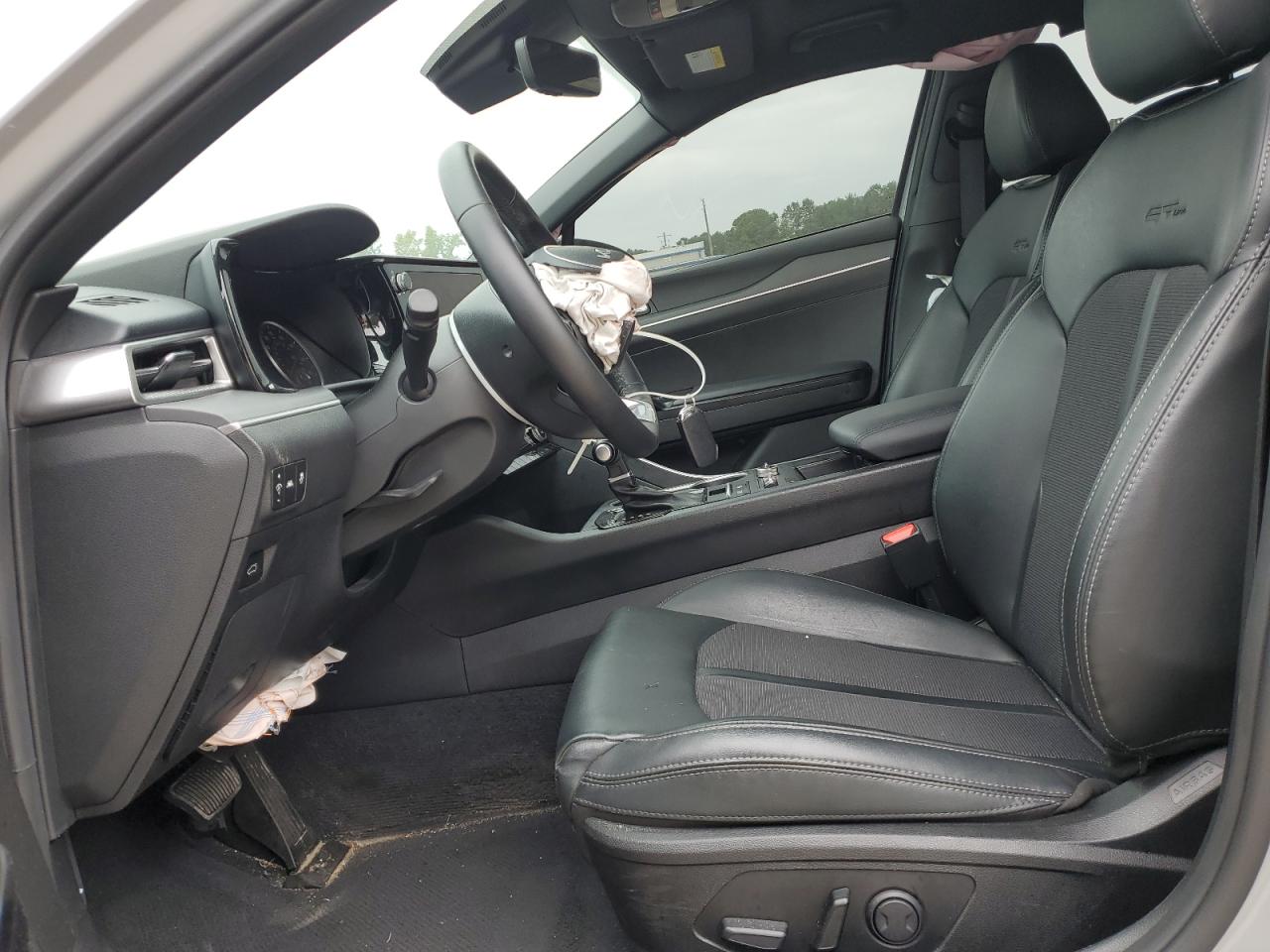 2024 Kia K5 - Image 7