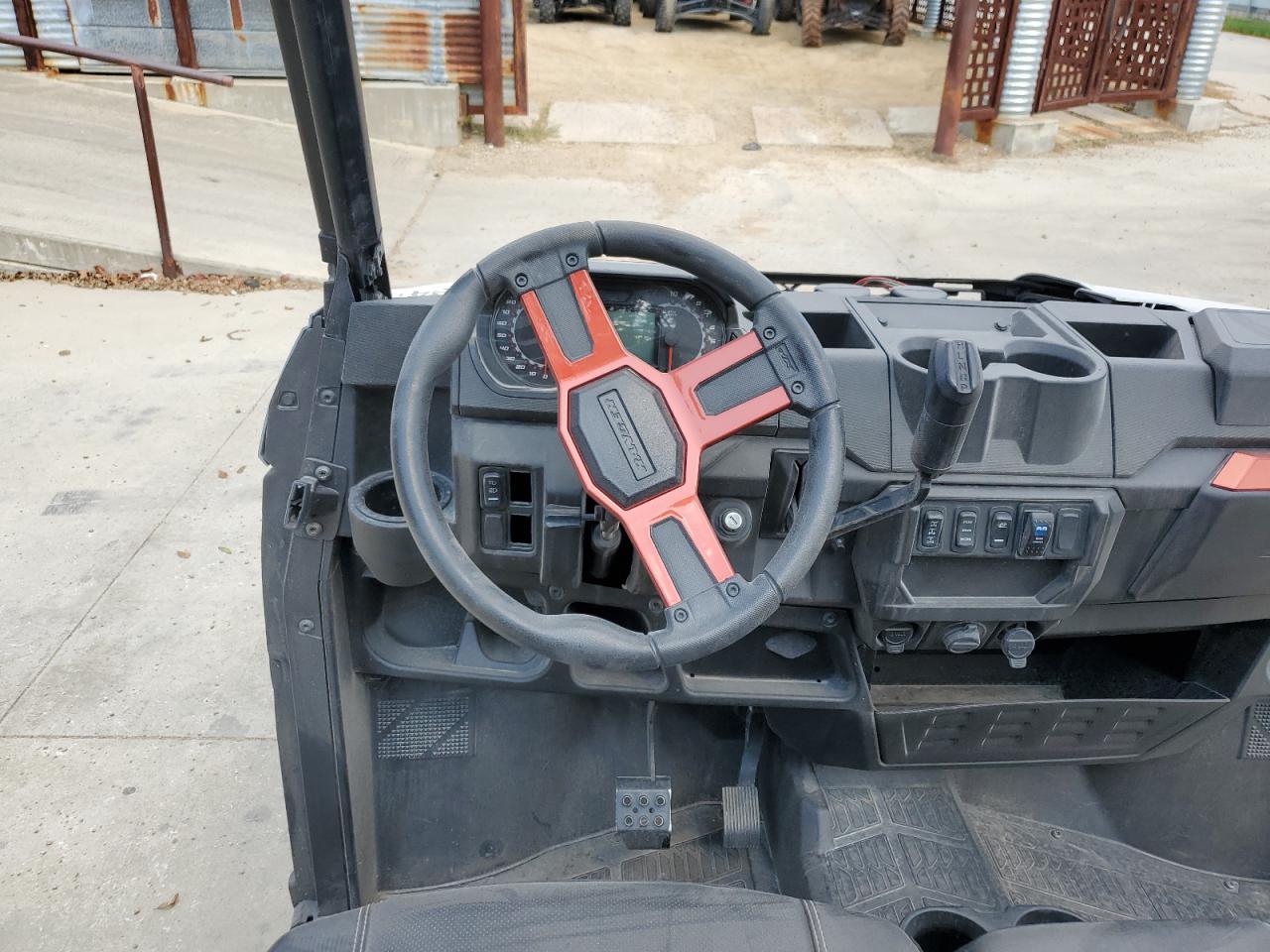 2022 Polaris Ranger Crew Xp 1000 Trail Boss VIN: 4XARSH995N8481476 Lot: 68669894