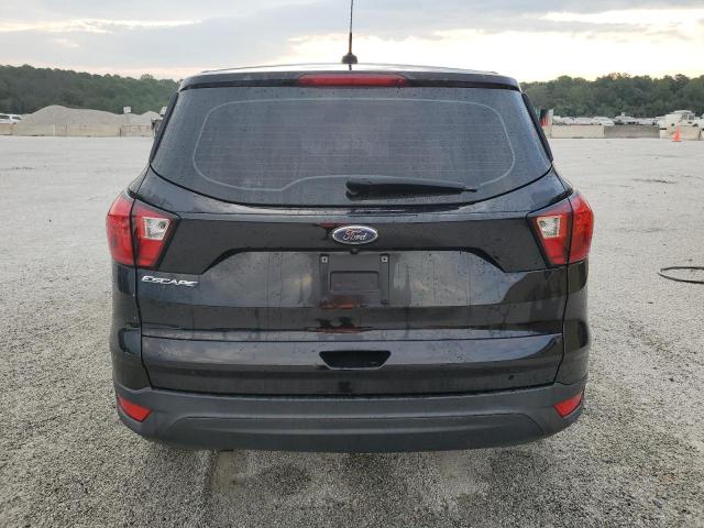  FORD ESCAPE 2019 Czarny