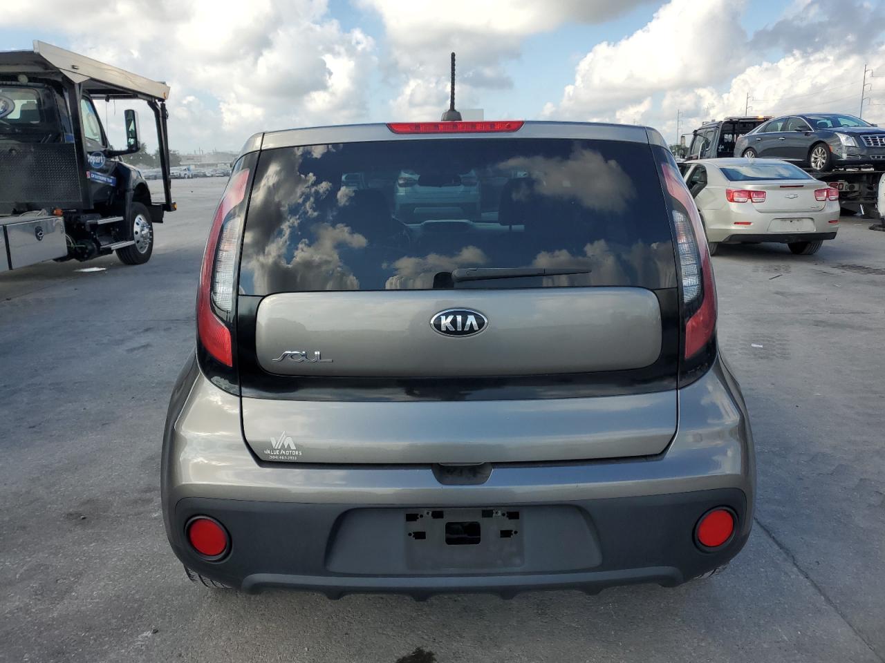 2018 Kia Soul VIN: KNDJN2A24J7598541 Lot: 72958114