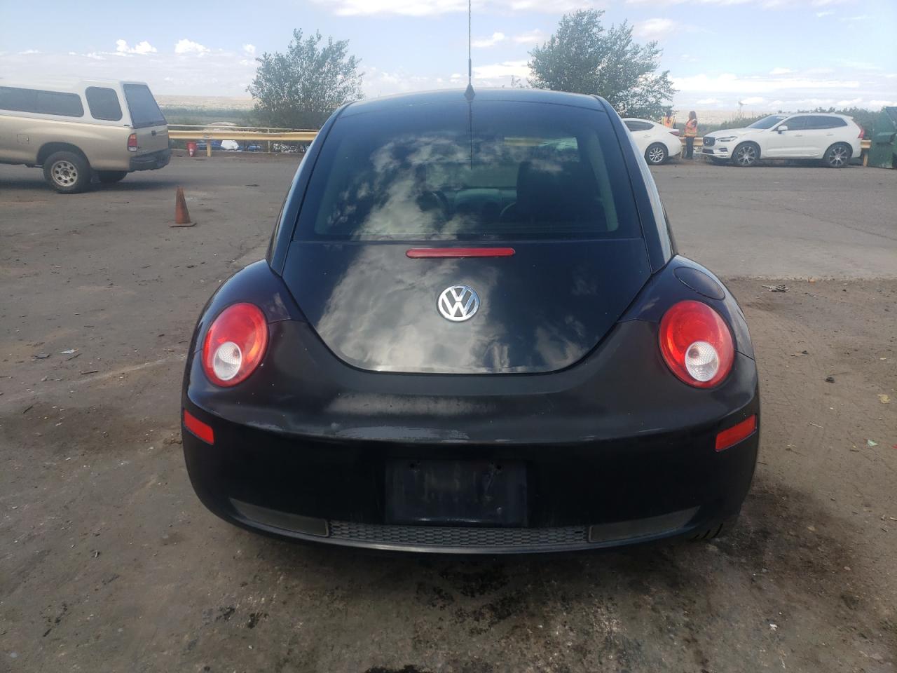 3VWPG31C89M501956 2009 Volkswagen New Beetle S