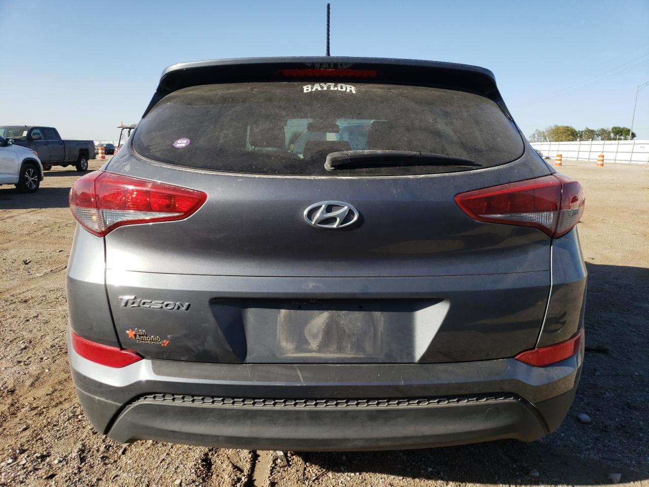 KM8J33A40GU108969 2016 Hyundai Tucson Limited