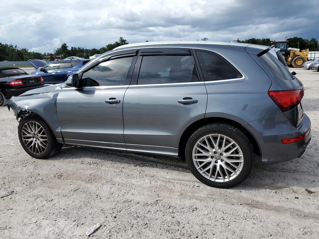 WA1M2AFP2HA081458 2017 AUDI Q5 - Image 2