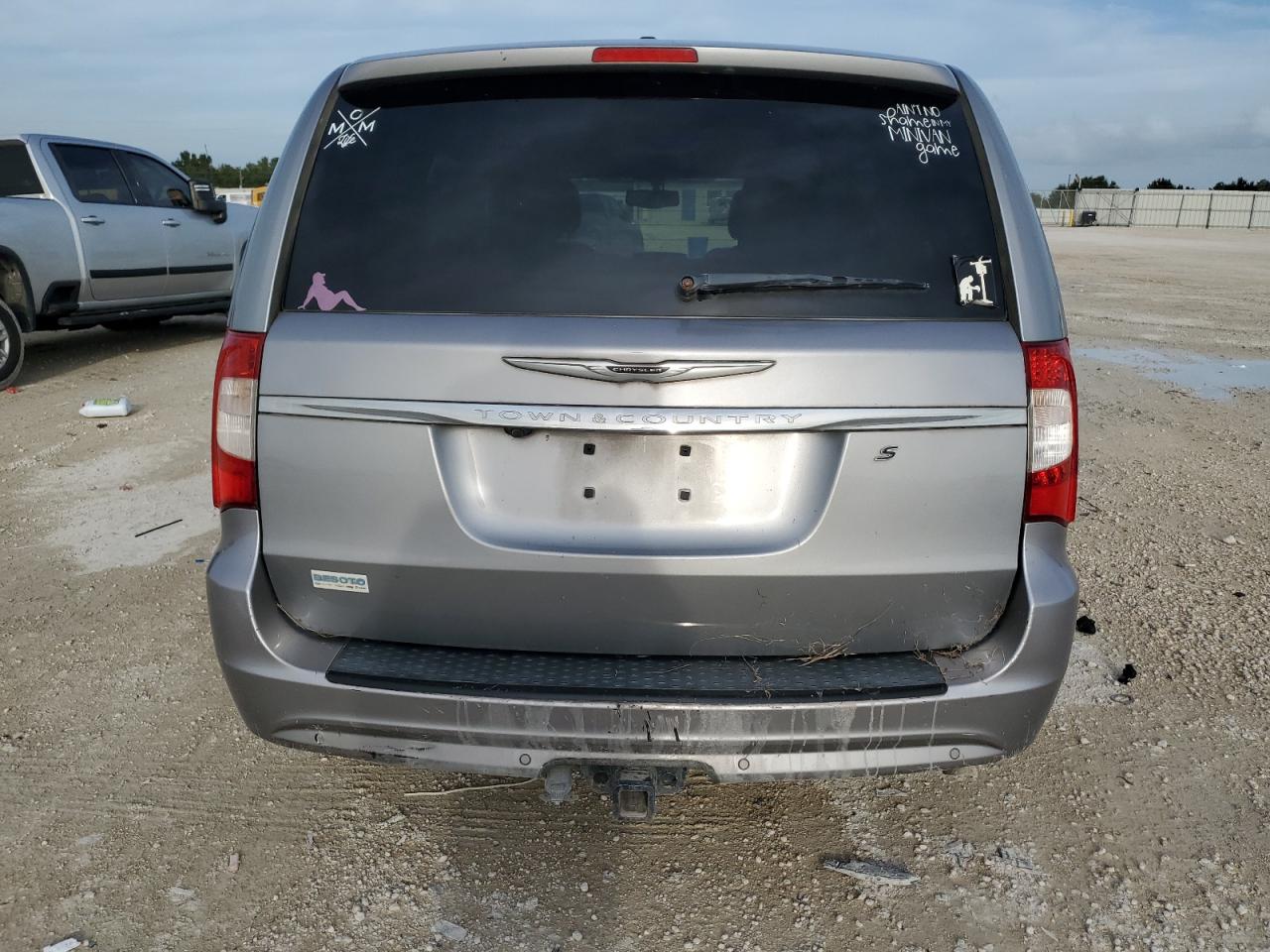 2C4RC1HGXER238411 2014 Chrysler Town & Country S