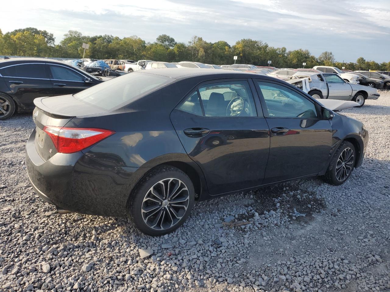 2014 Toyota Corolla - Image 3