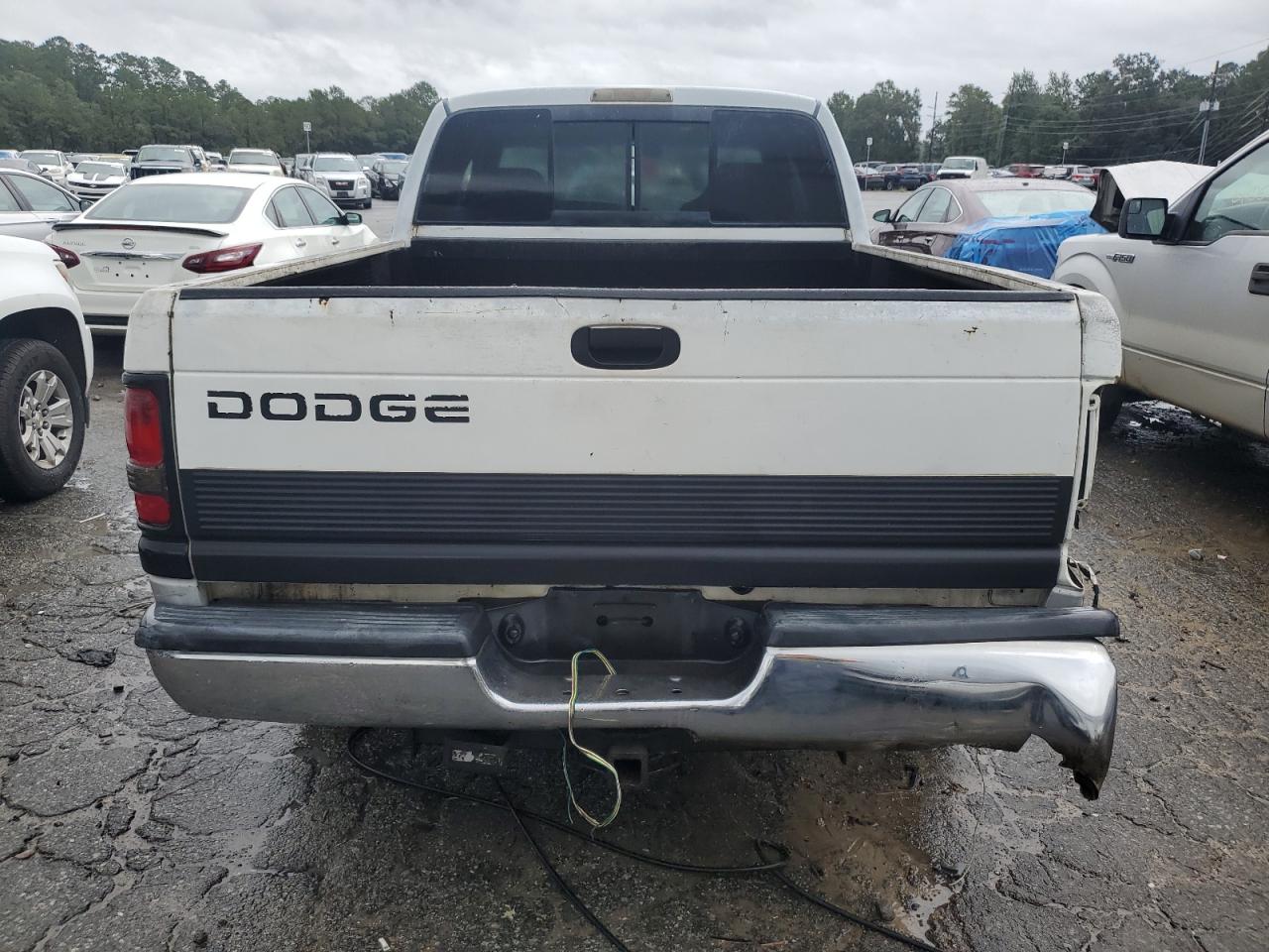 1998 Dodge Ram 1500 VIN: 3B7HC13Y4WG236138 Lot: 72945914