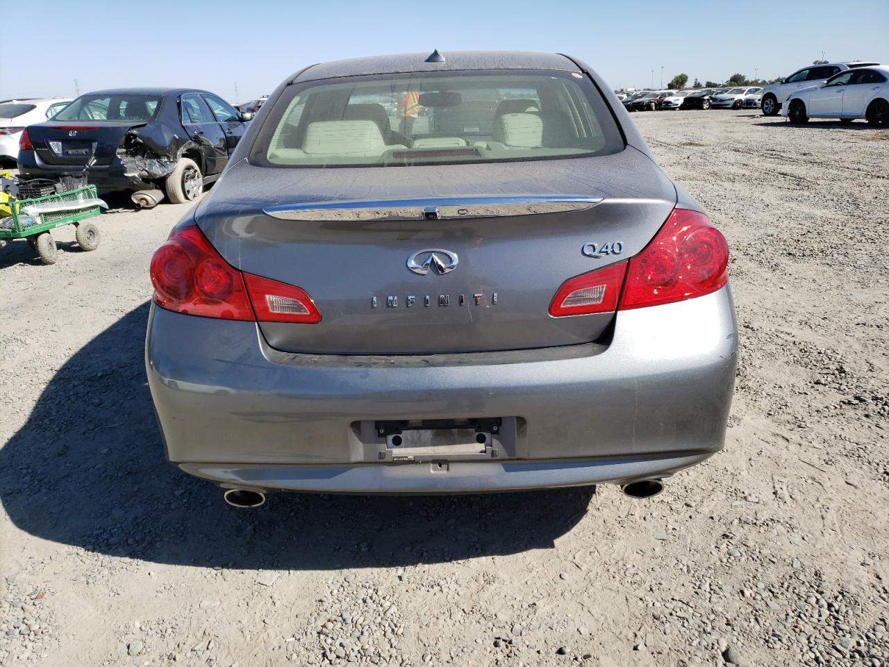 JN1CV6AP2FM501764 2015 Infiniti Q40