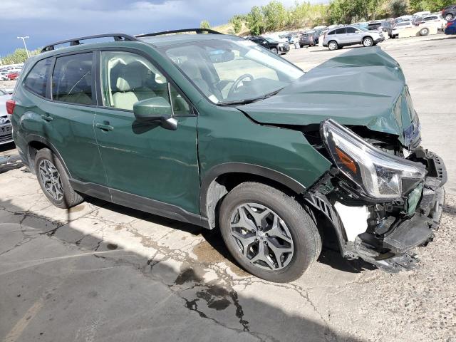  SUBARU FORESTER 2024 Зелений