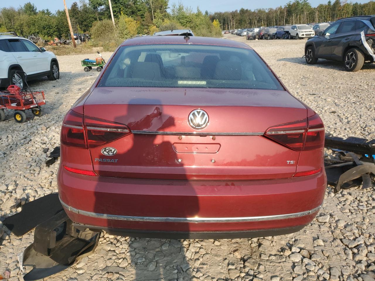 1VWAT7A30HC015537 2017 Volkswagen Passat S