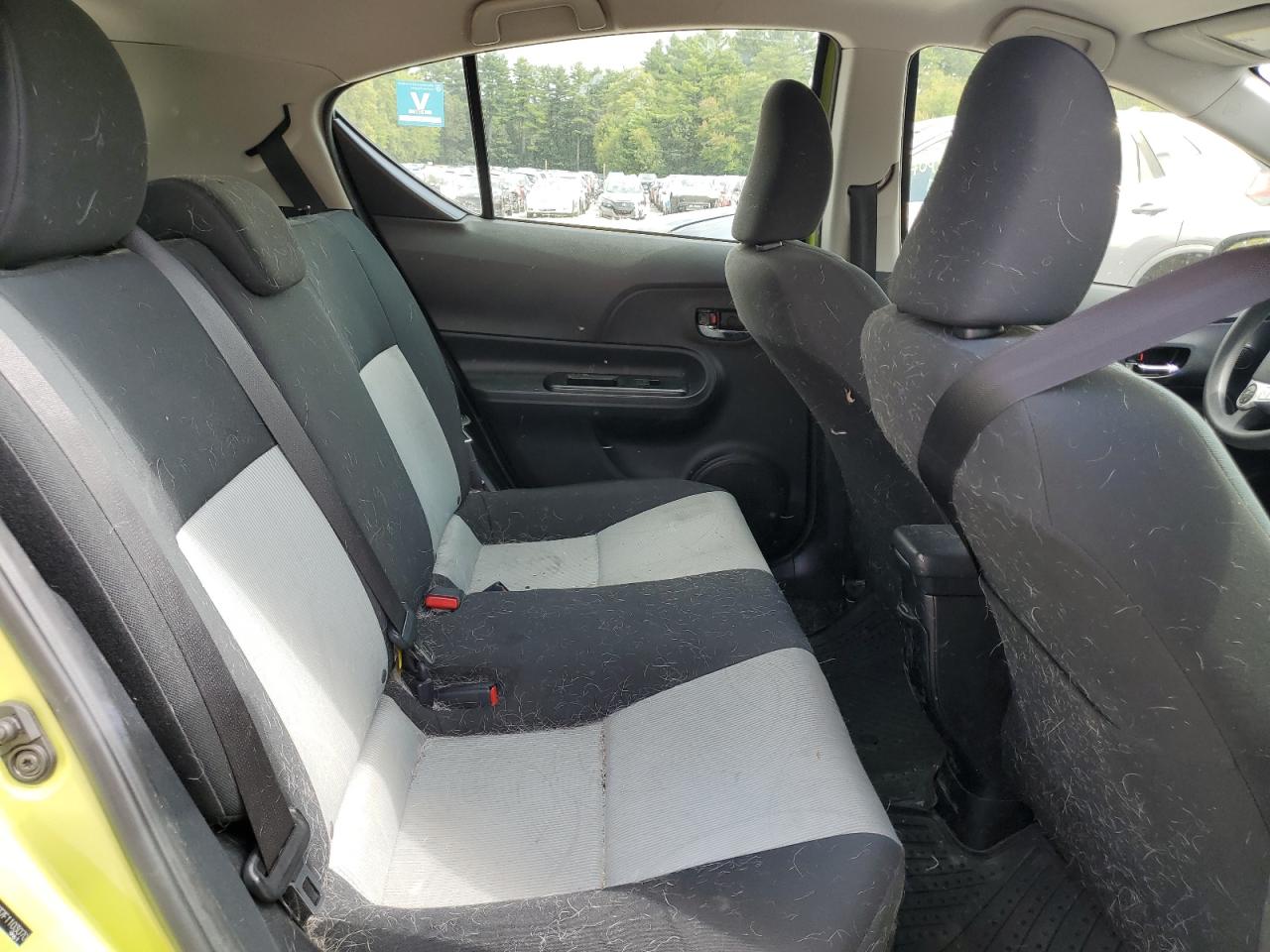 JTDKDTB37F1103070 2015 Toyota Prius C