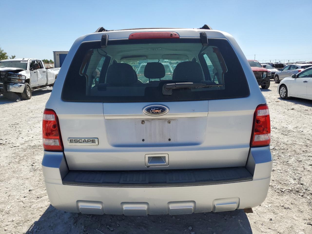 1FMCU0C77BKA43618 2011 Ford Escape Xls