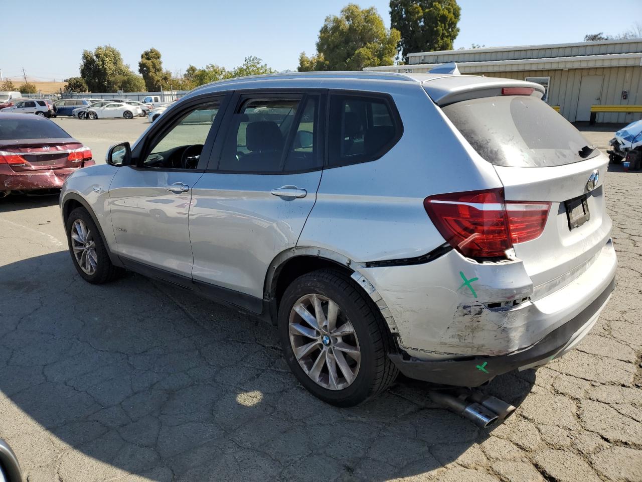 5UXWZ7C36H0V94683 2017 BMW X3 - Image 2