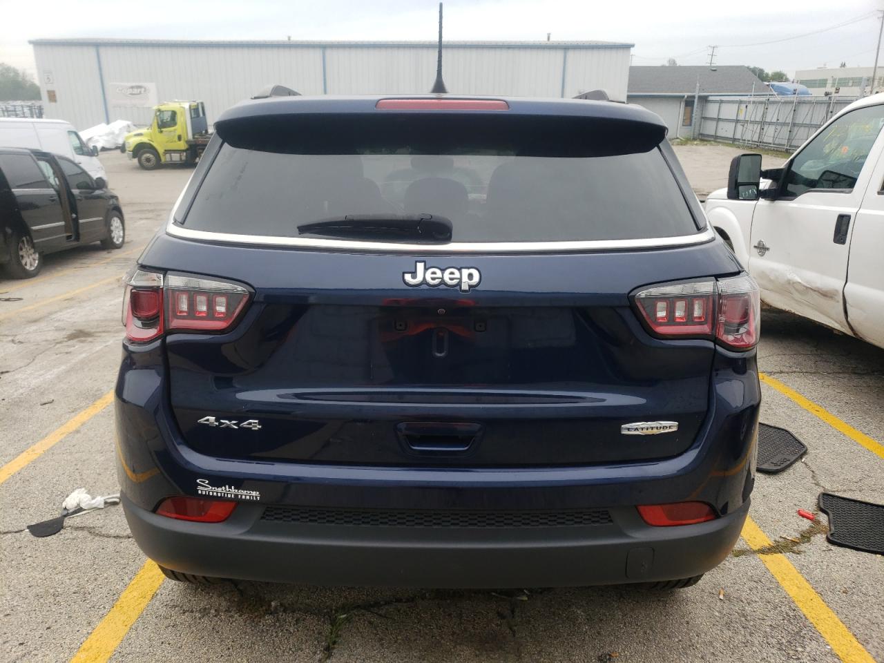 2019 Jeep Compass Latitude VIN: 3C4NJDBB1KT647652 Lot: 73183364