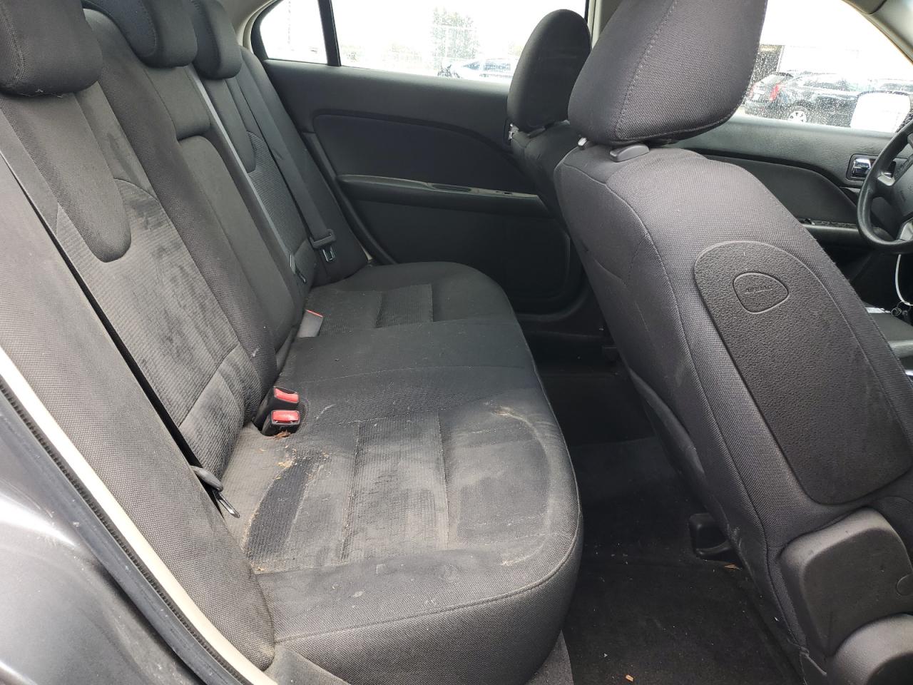 2010 Ford Fusion - Image 10