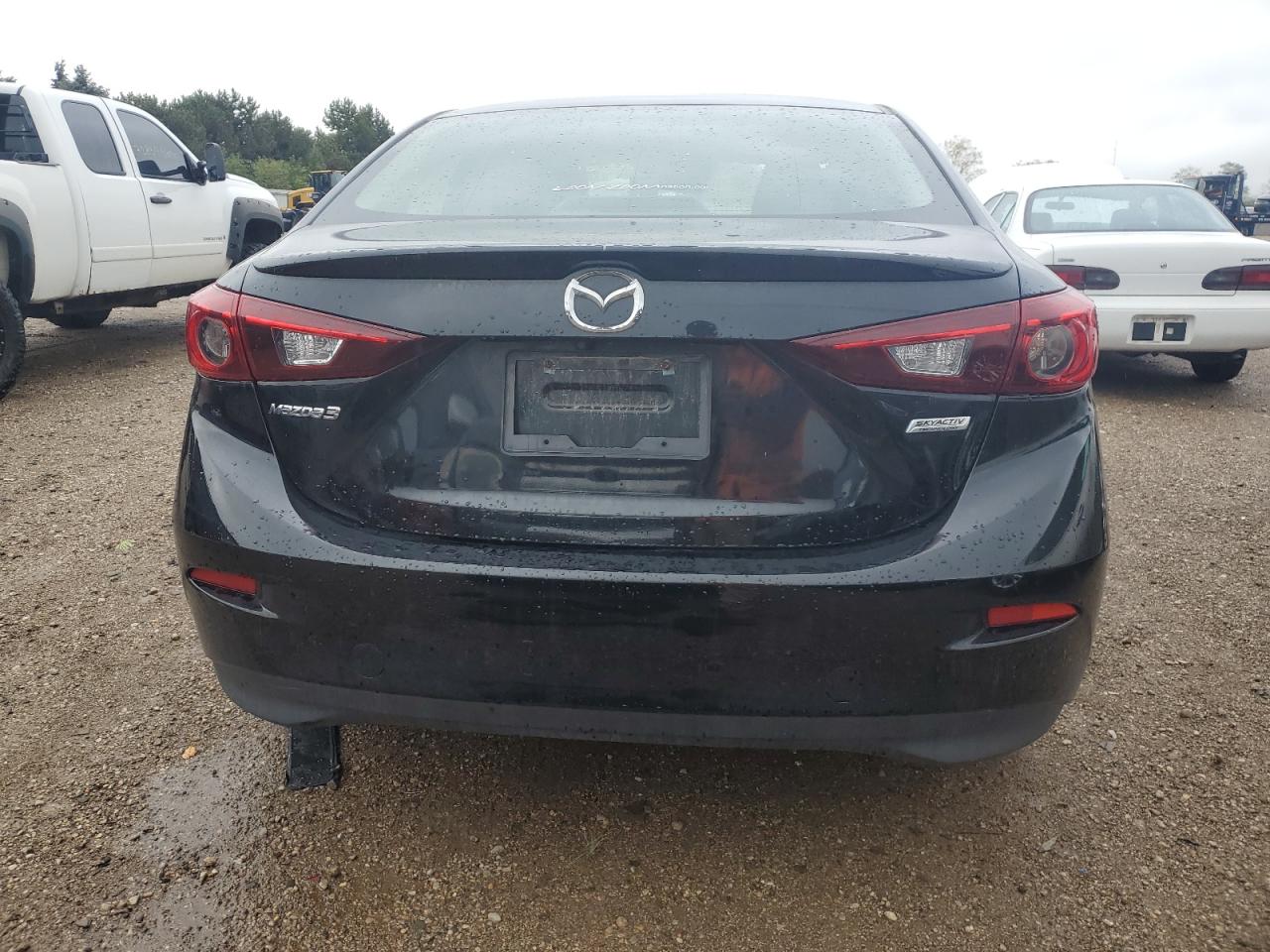 2018 Mazda 3 Touring VIN: 3MZBN1V30JM187075 Lot: 72795134