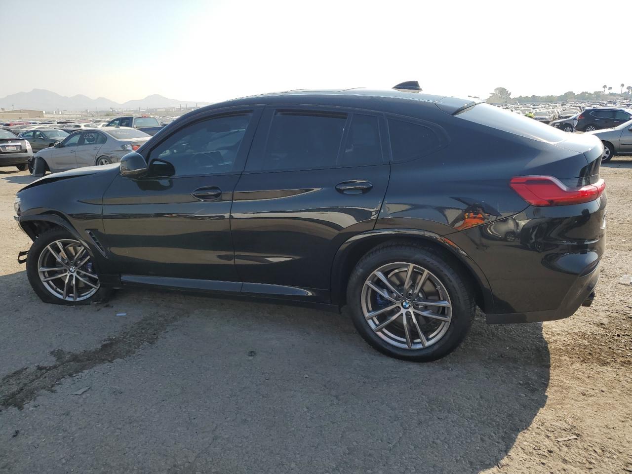 5UX2V1C0XM9H50469 2021 BMW X4 - Image 2