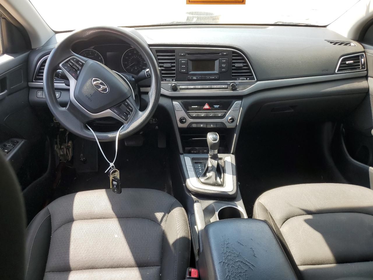 KMHD74LF2JU475322 2018 Hyundai Elantra Se