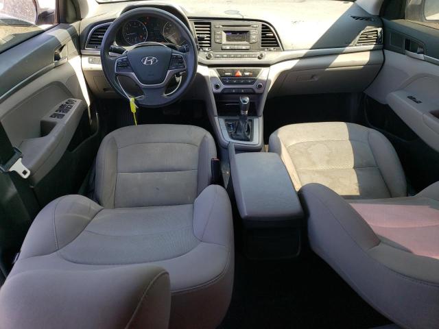  HYUNDAI ELANTRA 2017 Серебристый
