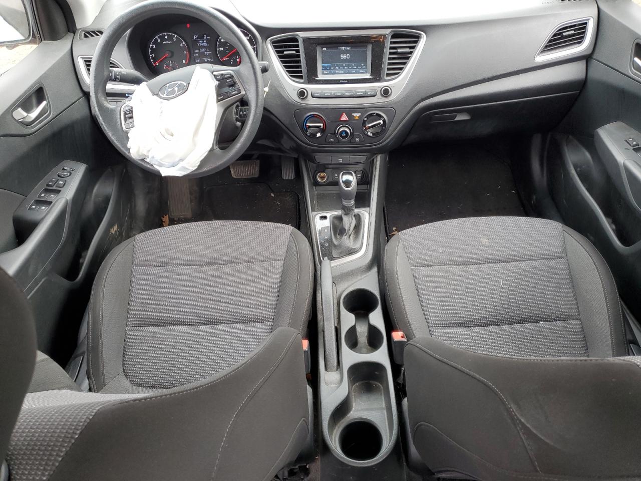 3KPC24A38JE030881 2018 Hyundai Accent Se